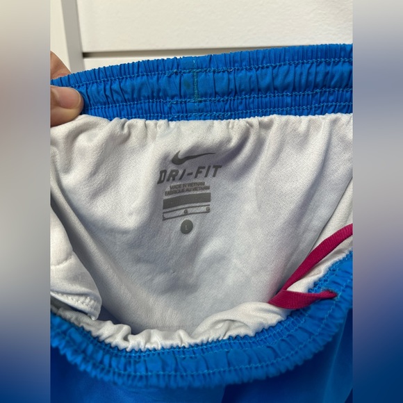 Nike dri fit shorts size L - Picture 3 of 3